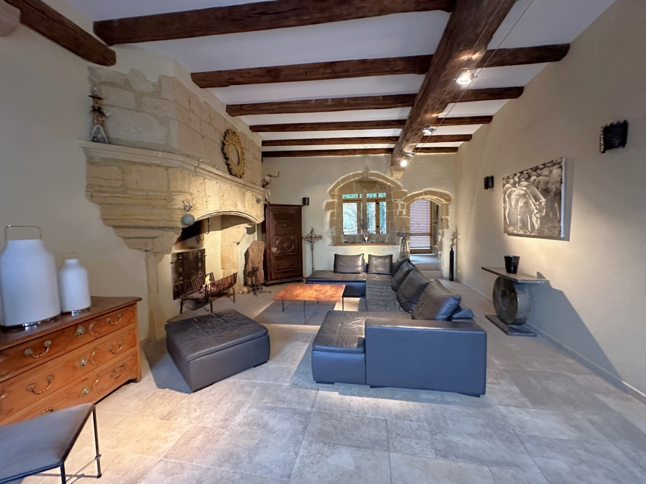 Maison Charlieu centre